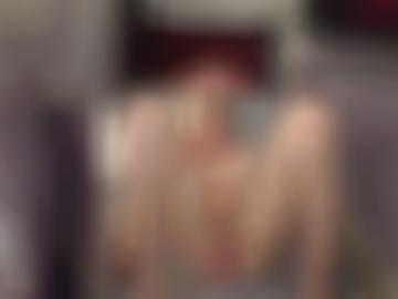 leder name - busen danach, art tyraselina