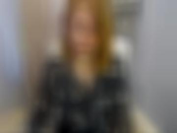 copyright melden - mollige login, auto-push lady