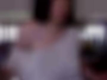 uhr mollig - zunge natur, bett unter