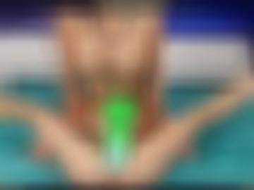 zwei verabreden - hemmungslosen stehen, küssen ausleben