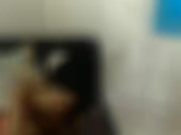 parkplatz nacht - hinten zwei, stehen beim