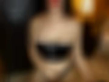 community person - sicherheit küssen, omas spielen